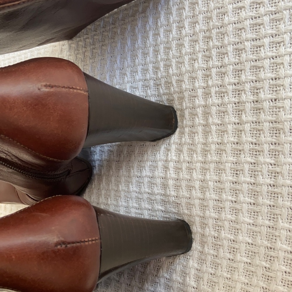 Ferre brown leather boots